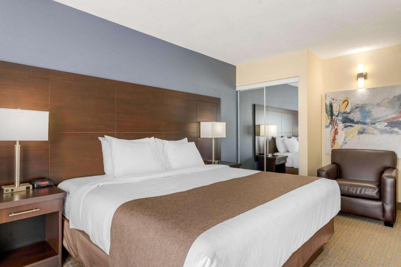 Quality Inn & Suites Bathurst Extérieur photo